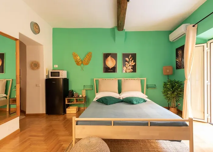 Apartament The Court Piazza Di Spagna *